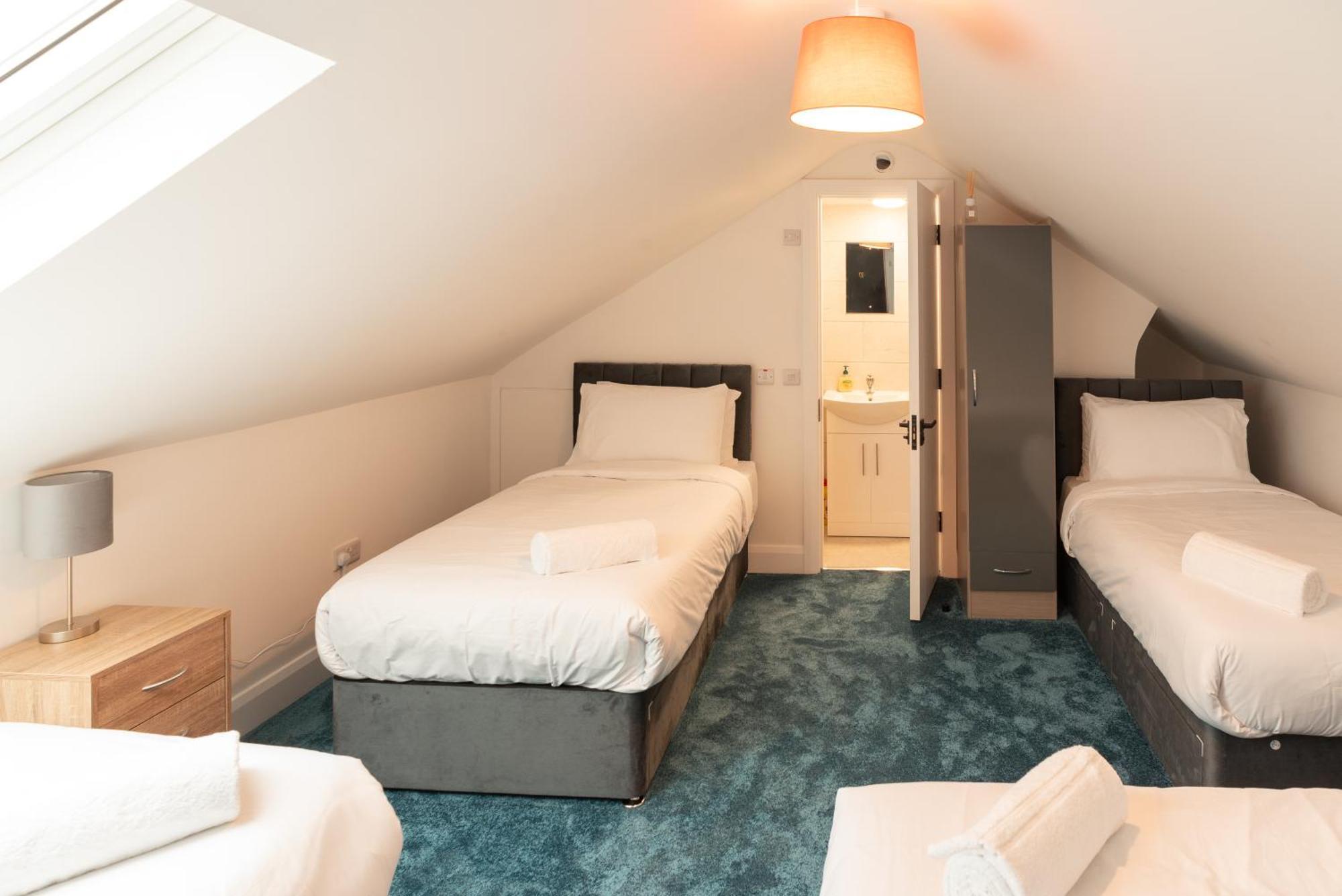 Westwood Court Hotel Galway Eksteriør billede