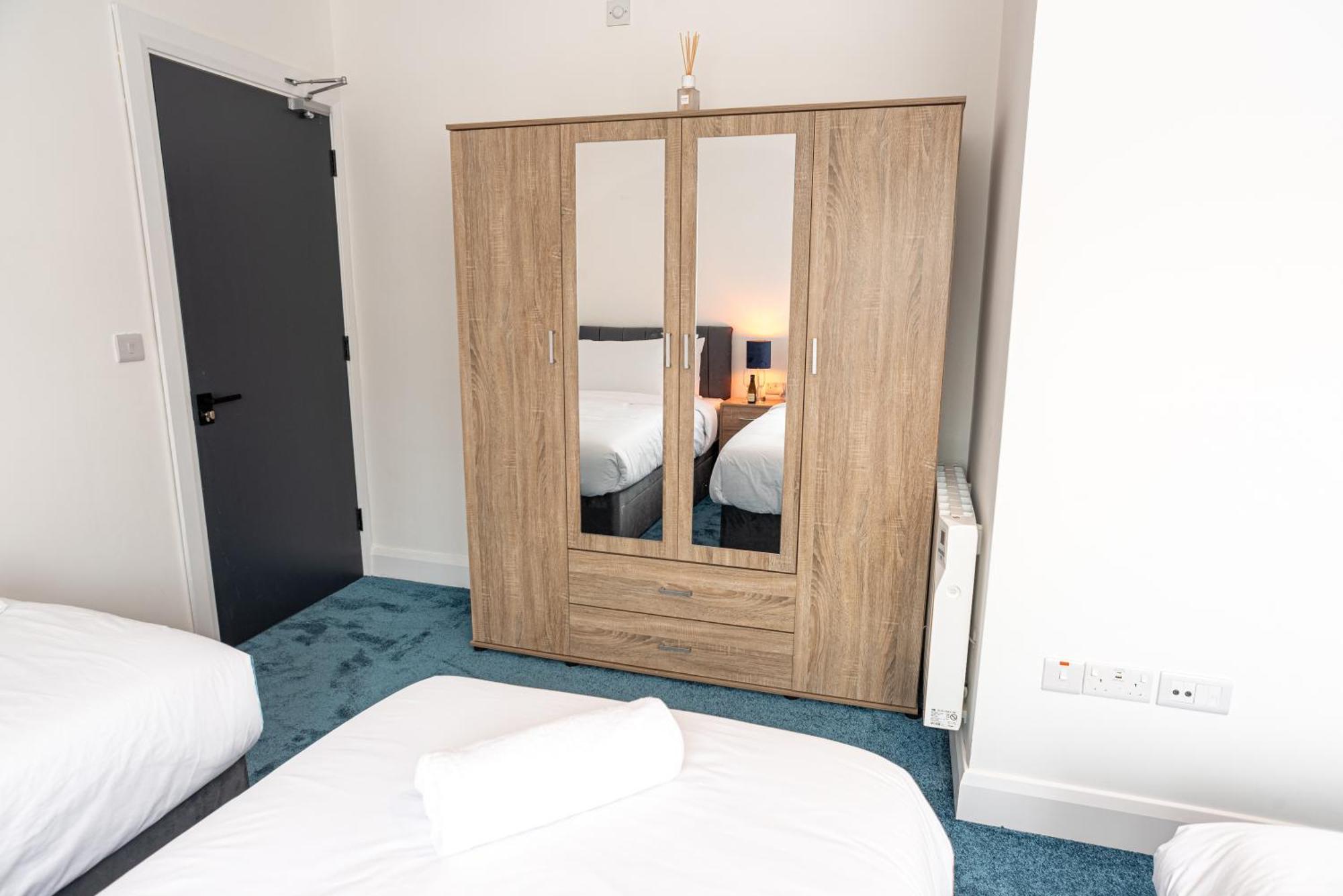 Westwood Court Hotel Galway Eksteriør billede