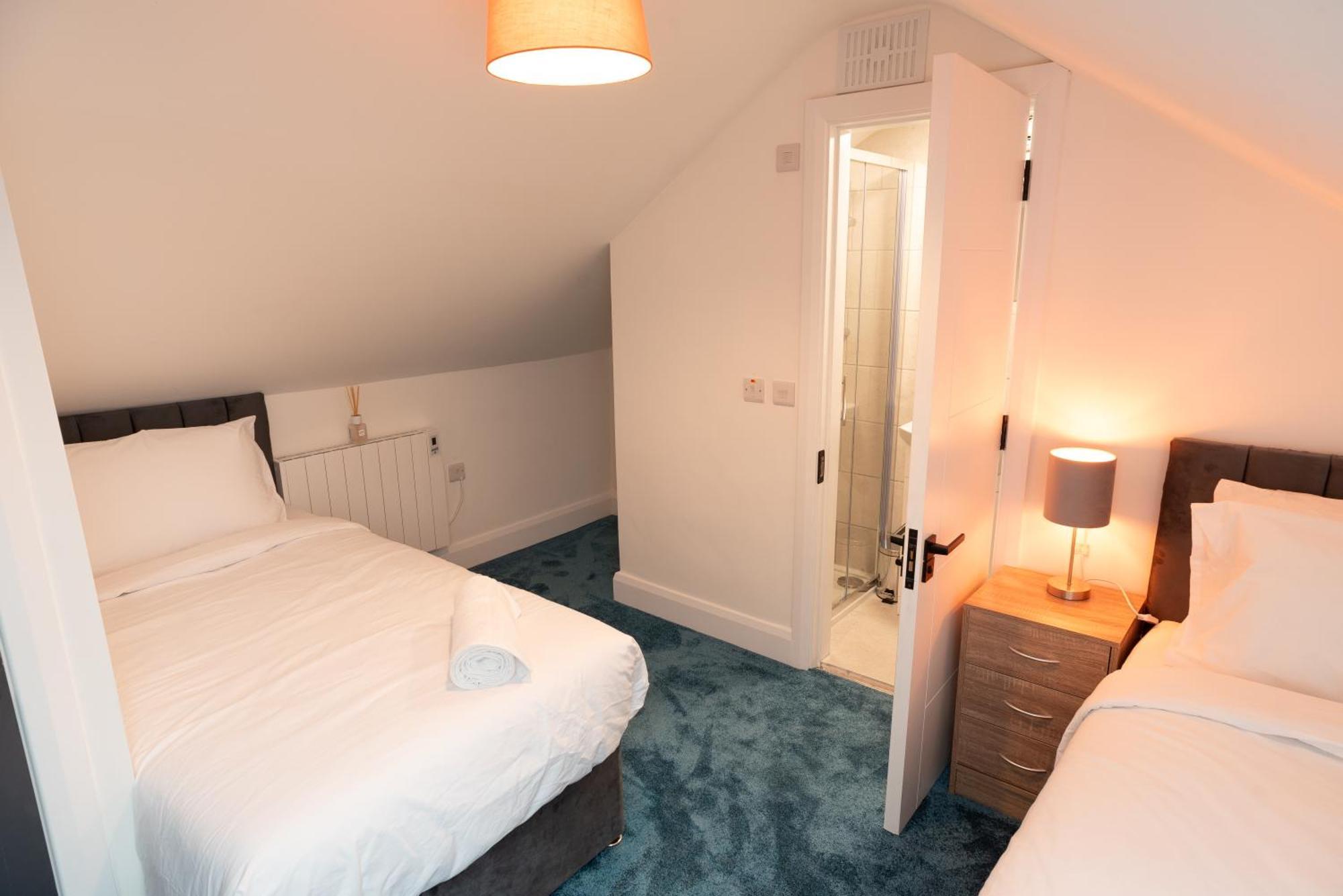 Westwood Court Hotel Galway Eksteriør billede